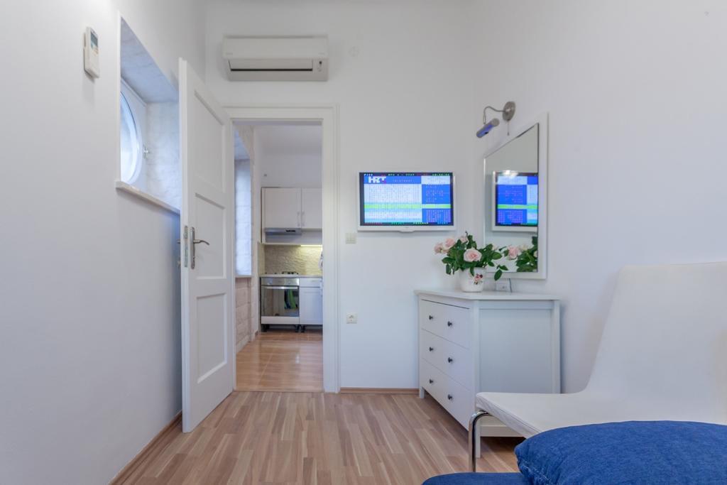 Chic Apartment In Center Split Værelse billede