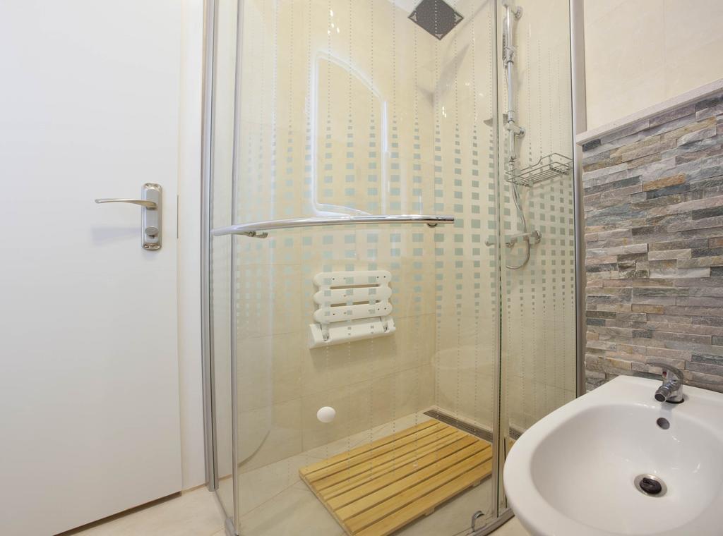 Chic Apartment In Center Split Værelse billede