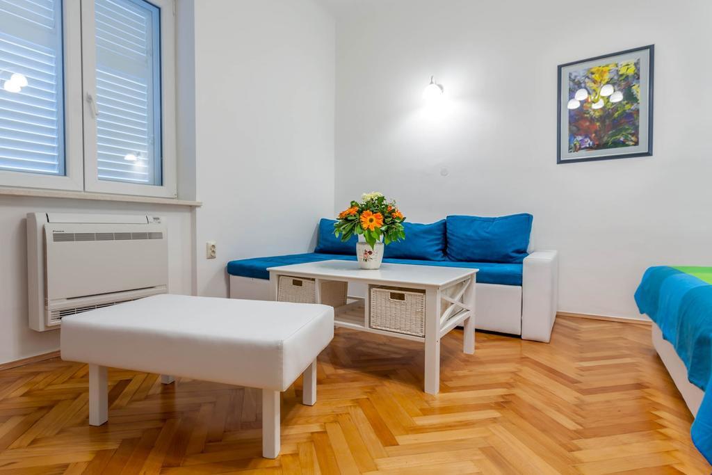 Chic Apartment In Center Split Værelse billede